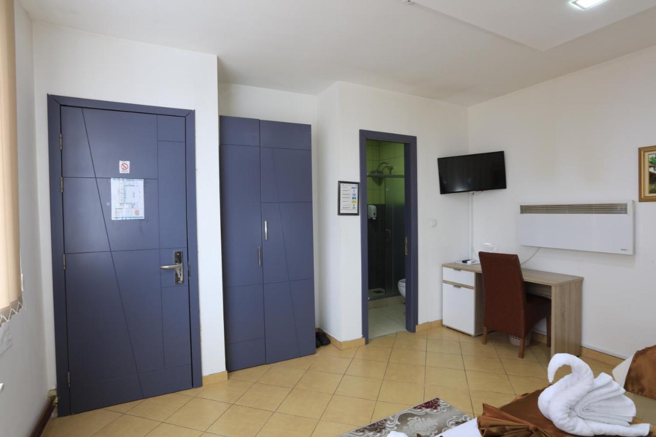 Garni Hotel Saradis Krusevac Exterior photo