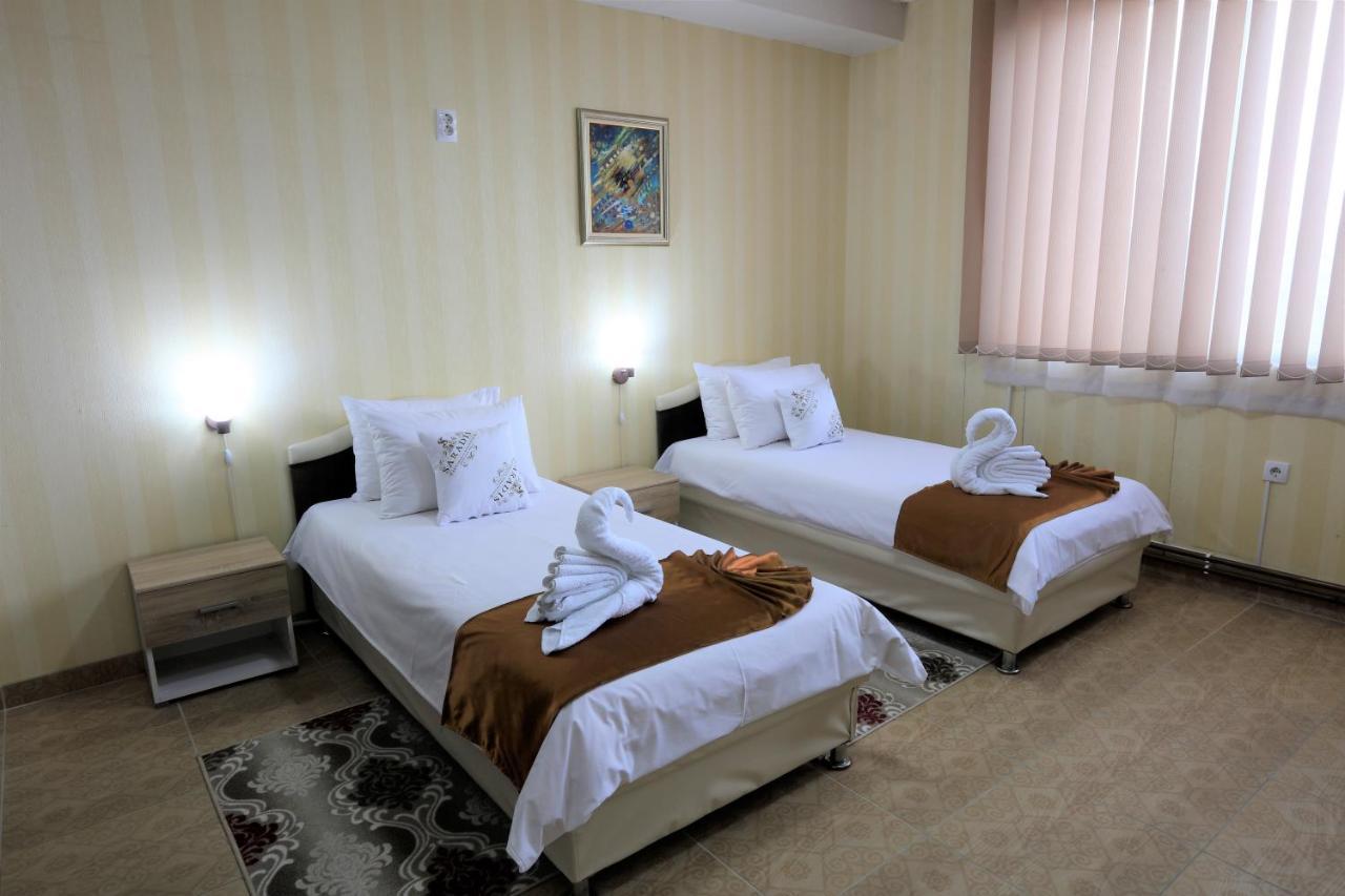 Garni Hotel Saradis Krusevac Exterior photo