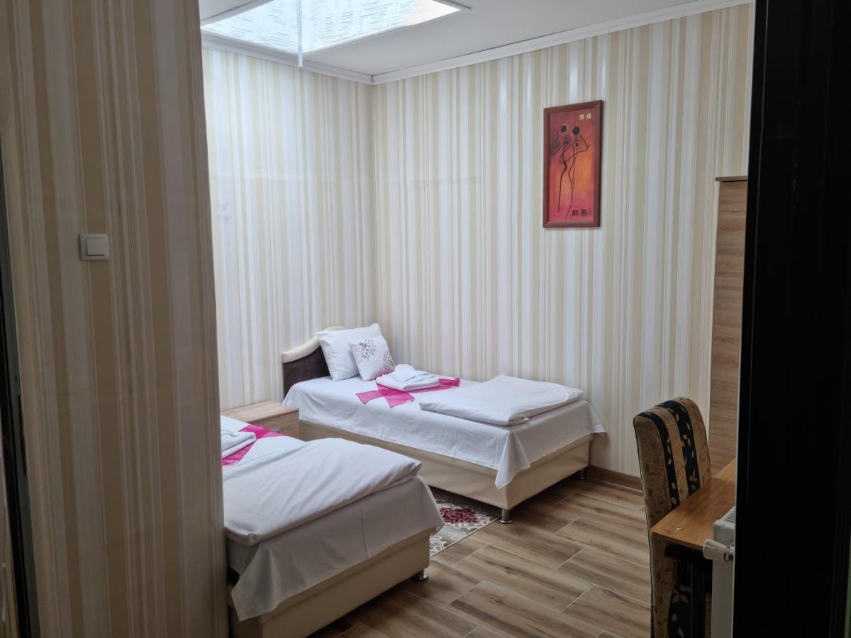 Garni Hotel Saradis Krusevac Exterior photo