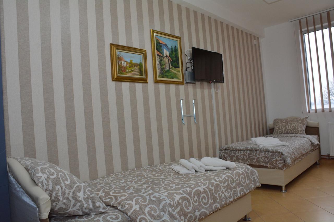Garni Hotel Saradis Krusevac Exterior photo