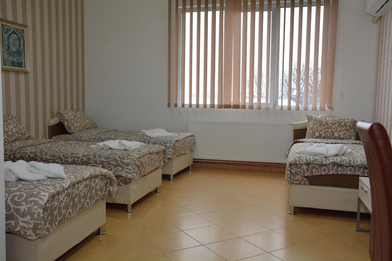 Garni Hotel Saradis Krusevac Exterior photo