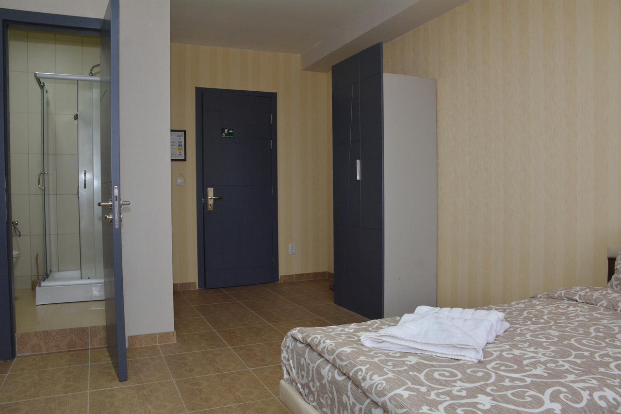 Garni Hotel Saradis Krusevac Exterior photo