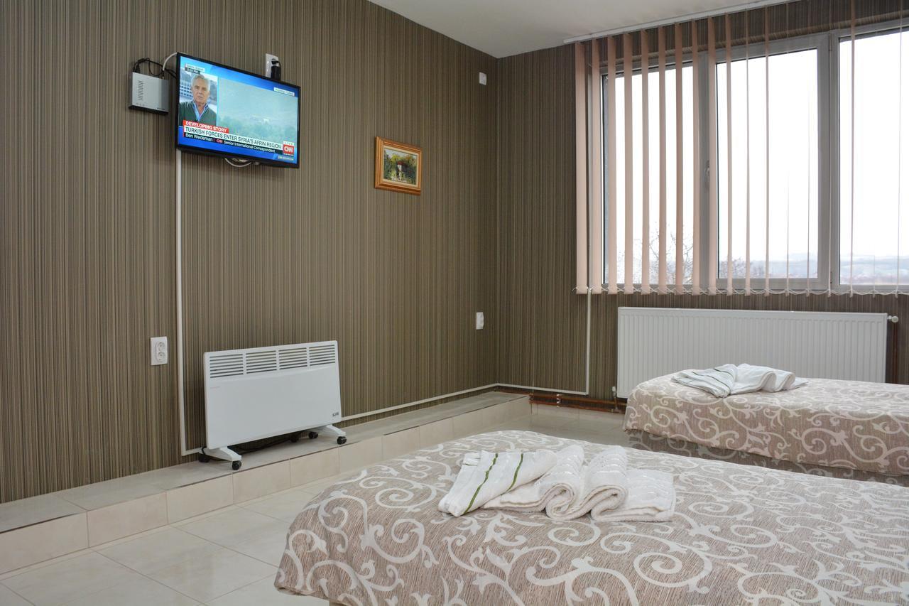 Garni Hotel Saradis Krusevac Exterior photo