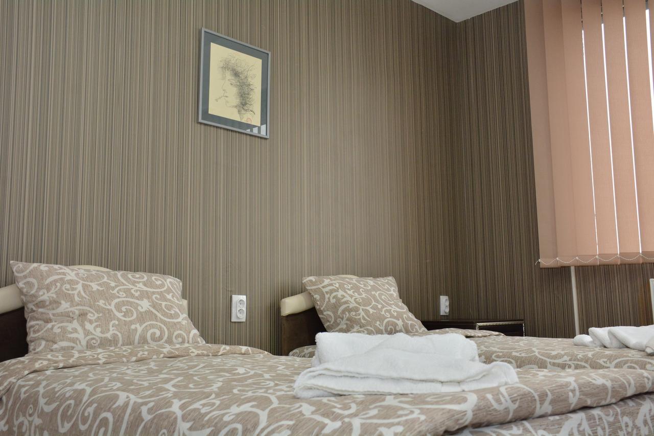 Garni Hotel Saradis Krusevac Exterior photo
