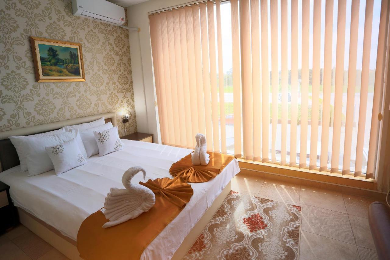 Garni Hotel Saradis Krusevac Exterior photo